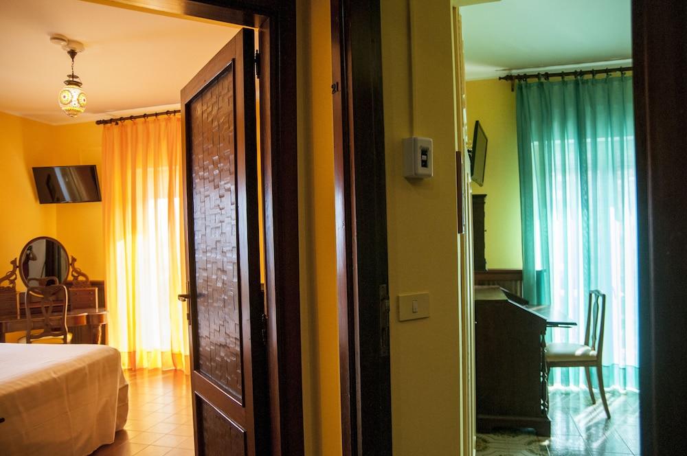 Hotel Palladio Giardini Naxos Εξωτερικό φωτογραφία