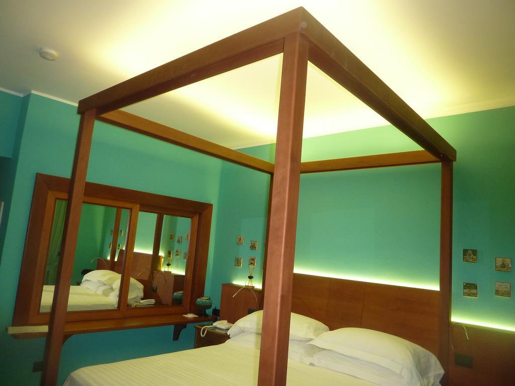 Hotel Palladio Giardini Naxos Δωμάτιο φωτογραφία