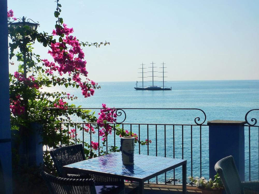 Hotel Palladio Giardini Naxos Εξωτερικό φωτογραφία